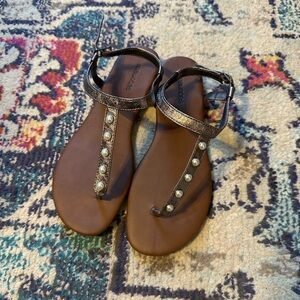 Maurice’s Metallic & Pearl Sandals (8)